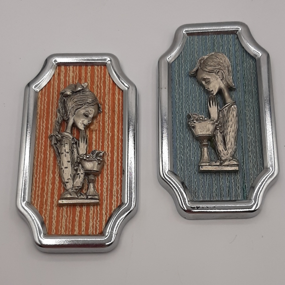Vintage NEW Set Peltro Cesellato A Mano Praying Kids Pewter Christian Italy Art